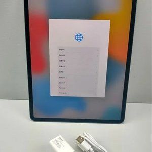 Apple A2229 iPad Pro 128GB WiFi Silver 12.9” 4th Gen